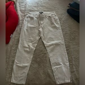 Perfect staple for your closet!White cropped jeans from White house Black Market